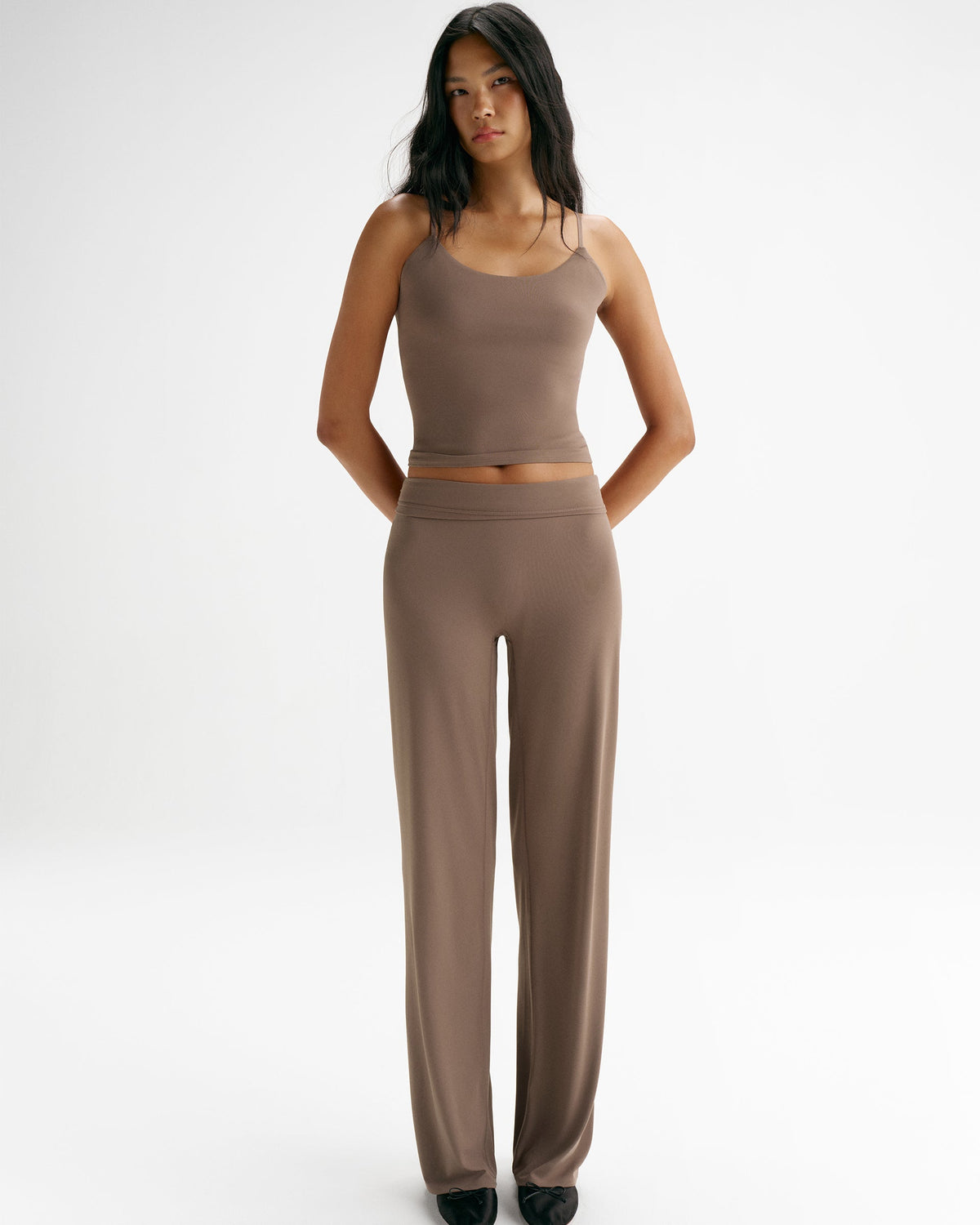 Straight Leg Yoga Pants - Walnut Brown