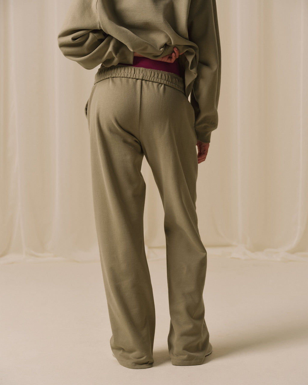 Loose Fit Straight Leg Sweatpants - Pistachio Green