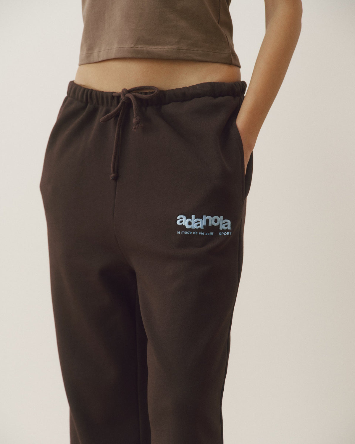 Straight Leg Sweatpants - Coffee Bean