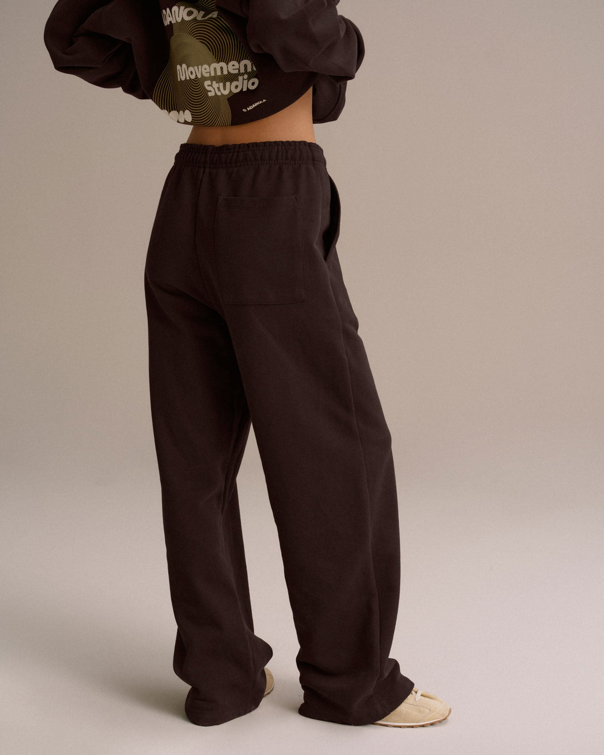 Straight Leg Sweatpants - Chocolate Brown