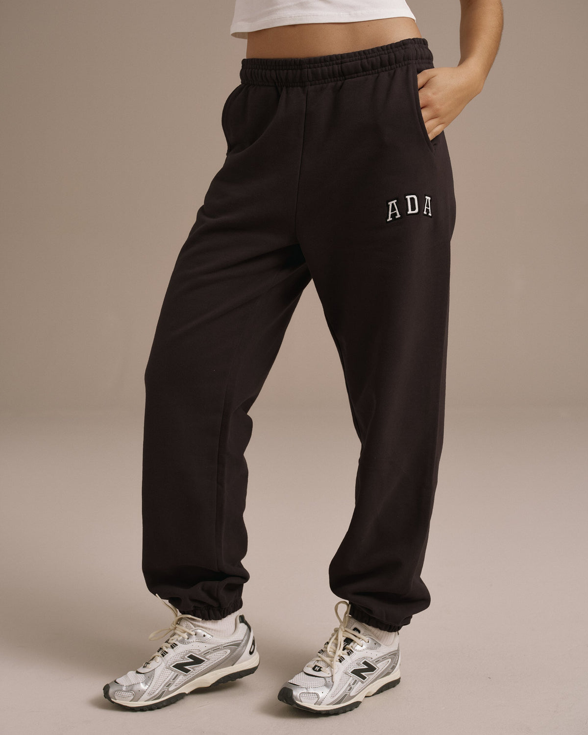 Cuffed Sweatpants - Coffee Bean