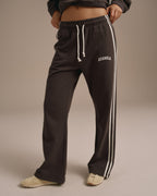Loose Fit Straight Leg Sweatpants - Coffee Bean