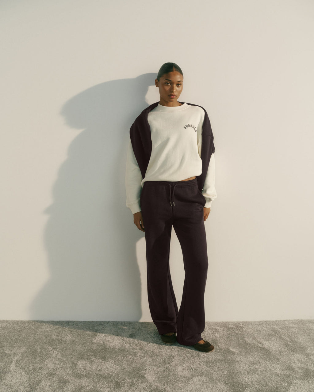 Classic Straight Leg Sweatpants - Coffee Bean