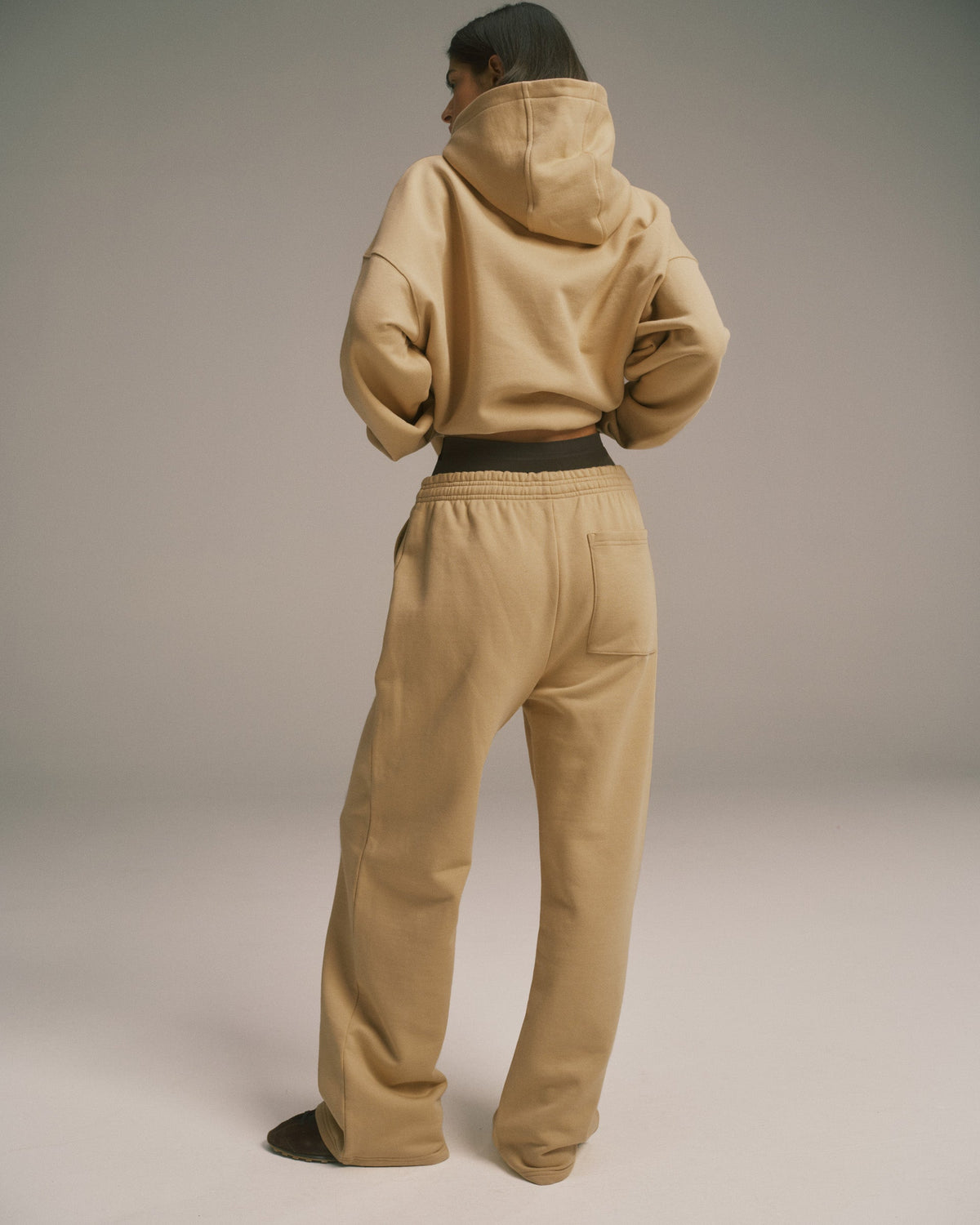 Straight Leg Sweatpants - Caramel Beige